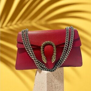 Gucci Dionysus Leather Shoulder Bag with gun-metal chain in excellent condition